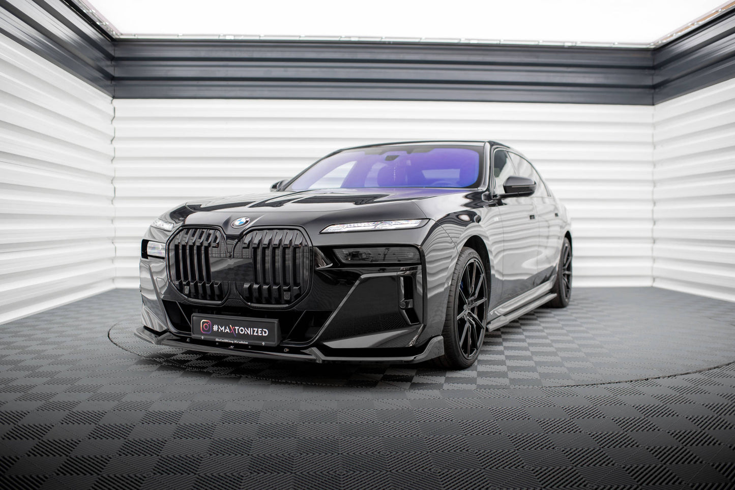 Forreste splitter V.2 BMW 7 M-Pack / M760e / i7 M-Pack G70