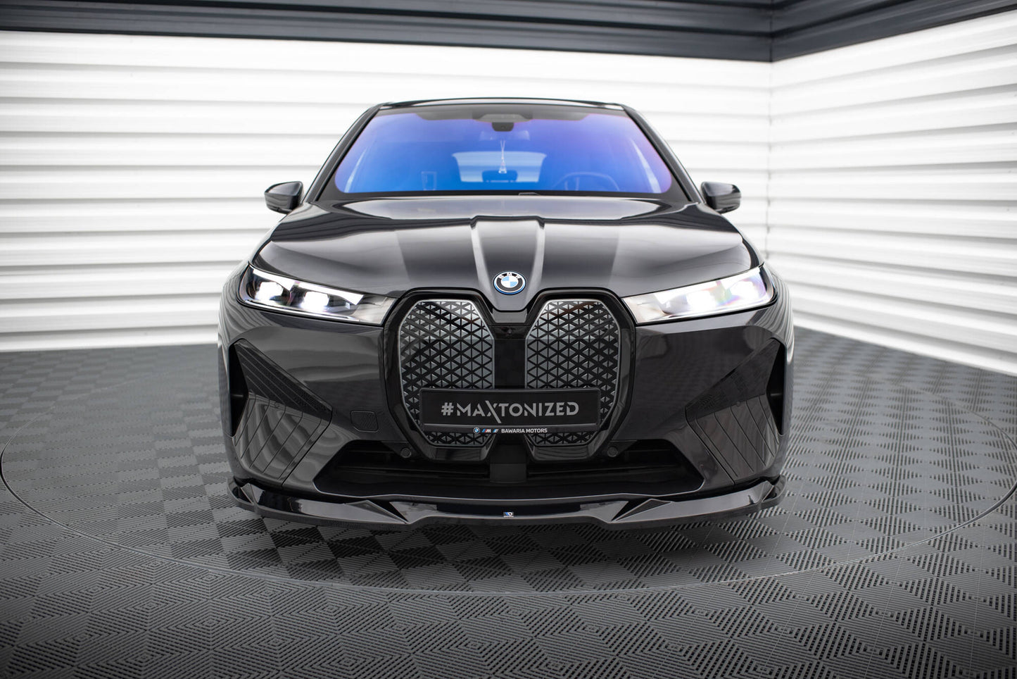 Forreste splitter V.2 BMW iX M-Pack i20
