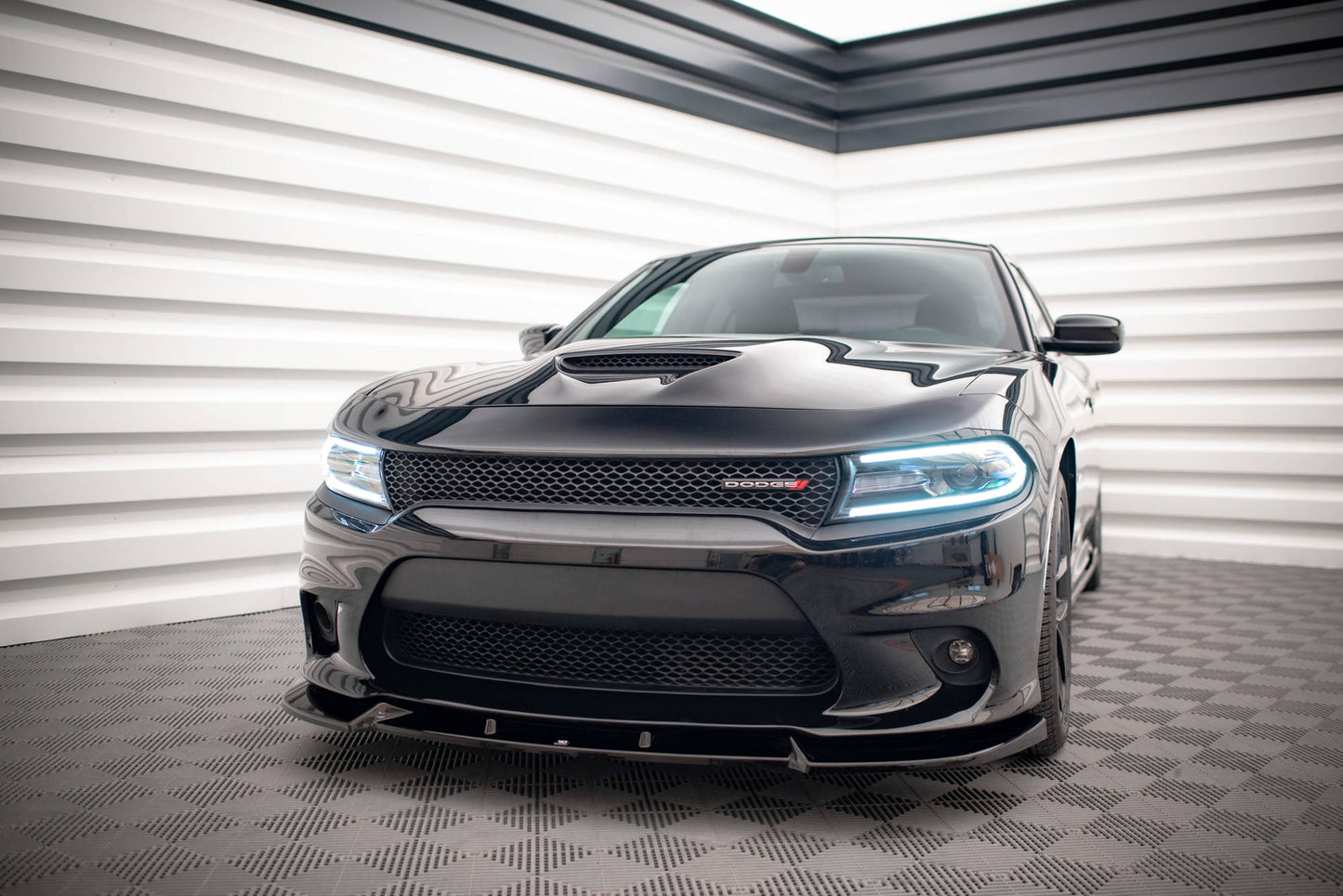 Forreste splitter V.2 Dodge Charger SRT Mk7 Facelift