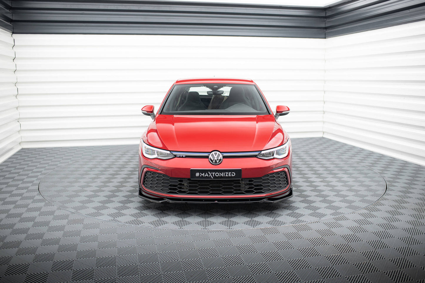 Forreste splitter V.2 + Flaps Volkswagen Golf GTI / GTE / GTD / R-Line Mk8