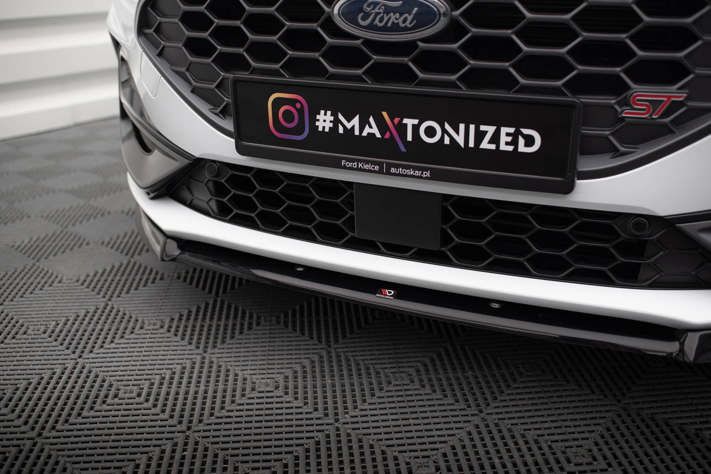Forreste splitter V.2 Ford Focus ST / ST-Line Mk4 Facelift