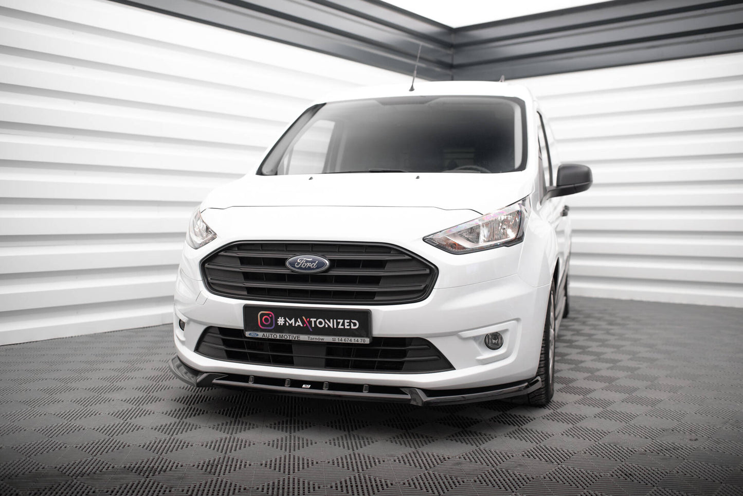 Forreste splitter V.2 Ford Transit Connect Mk2 Facelift