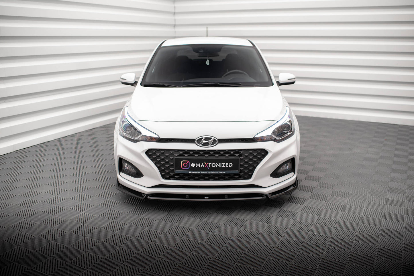 Forreste splitter V.2 Hyundai I20 Mk2 Facelift
