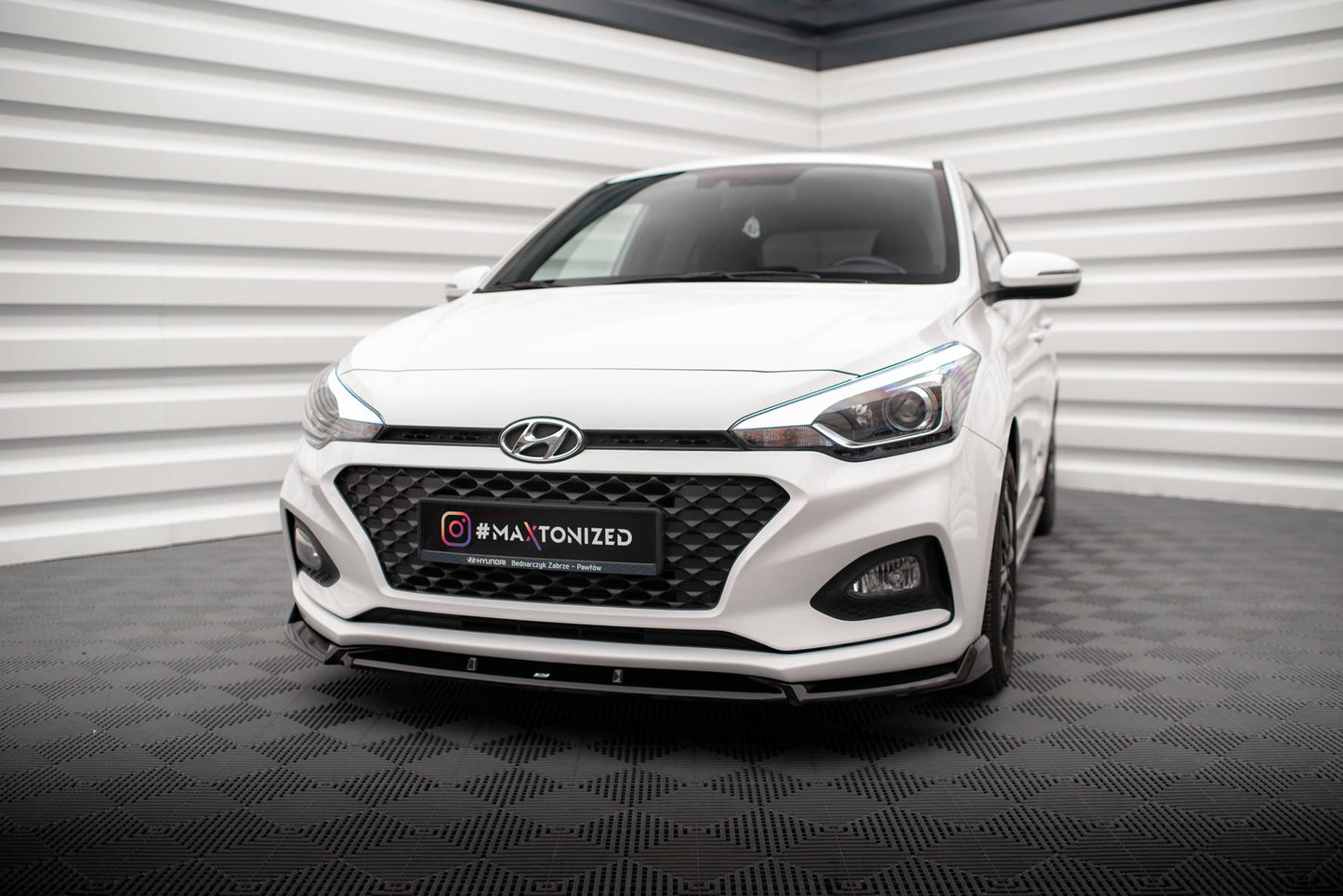 Forreste splitter V.2 Hyundai I20 Mk2 Facelift