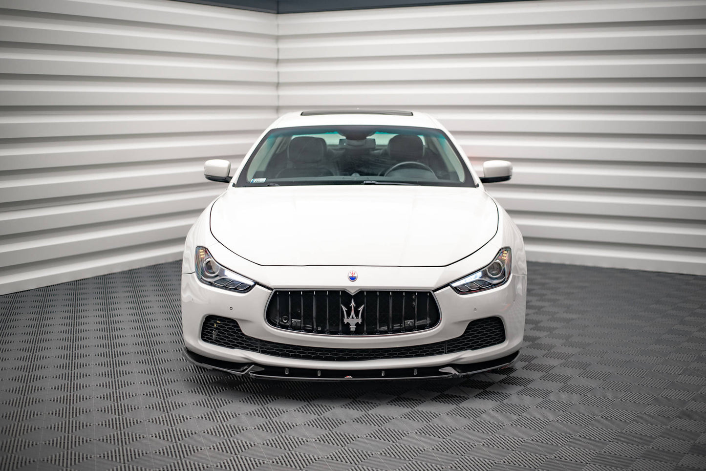 Forreste splitter V.2 Maserati Ghibli Mk3
