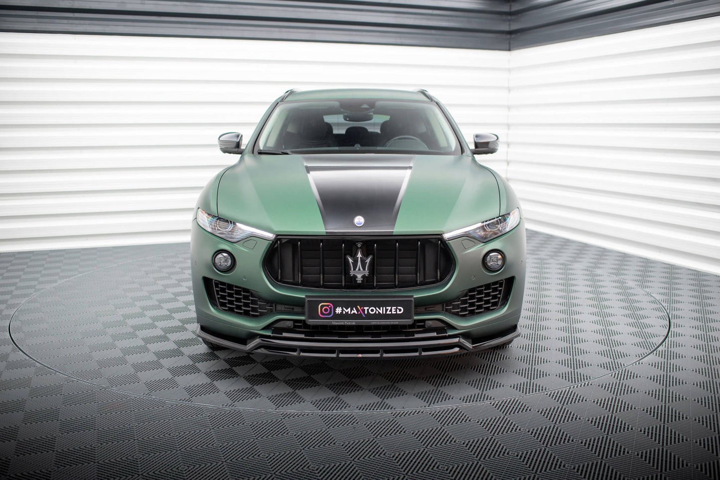 Forreste splitter V.2 Maserati Levante Mk1