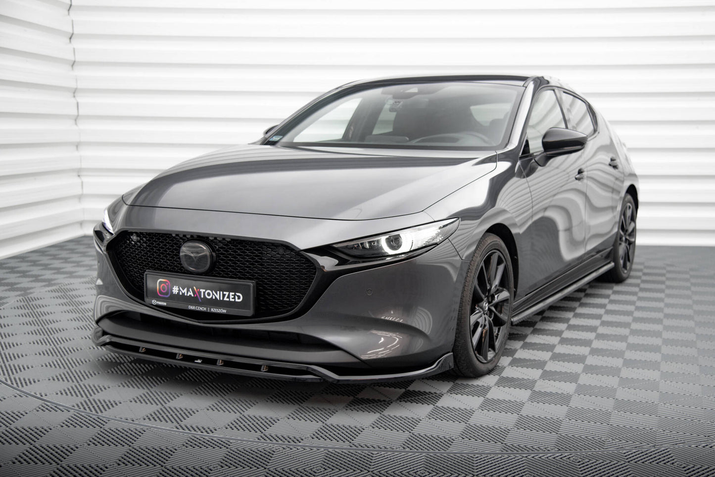 Forreste splitter V.2 Mazda 3 Mk4