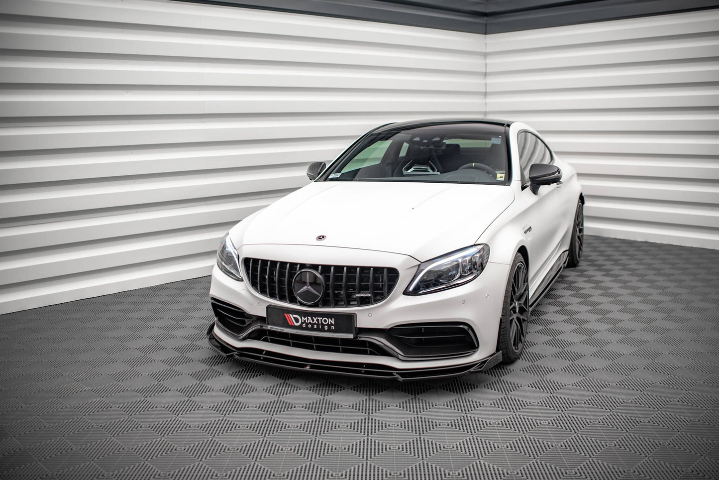 Forreste splitter V.2 Mercedes-AMG C63 Coupe AMG Aero Pack C205 Facelift