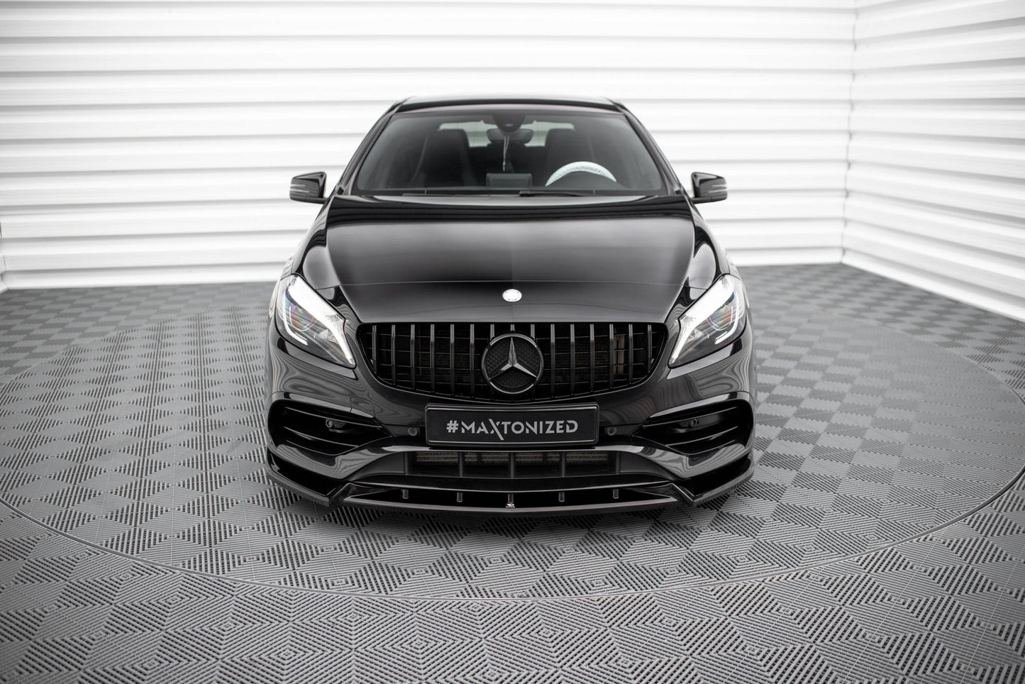 Forreste splitter V.2 Mercedes-Benz A AMG-Line W176 Facelift