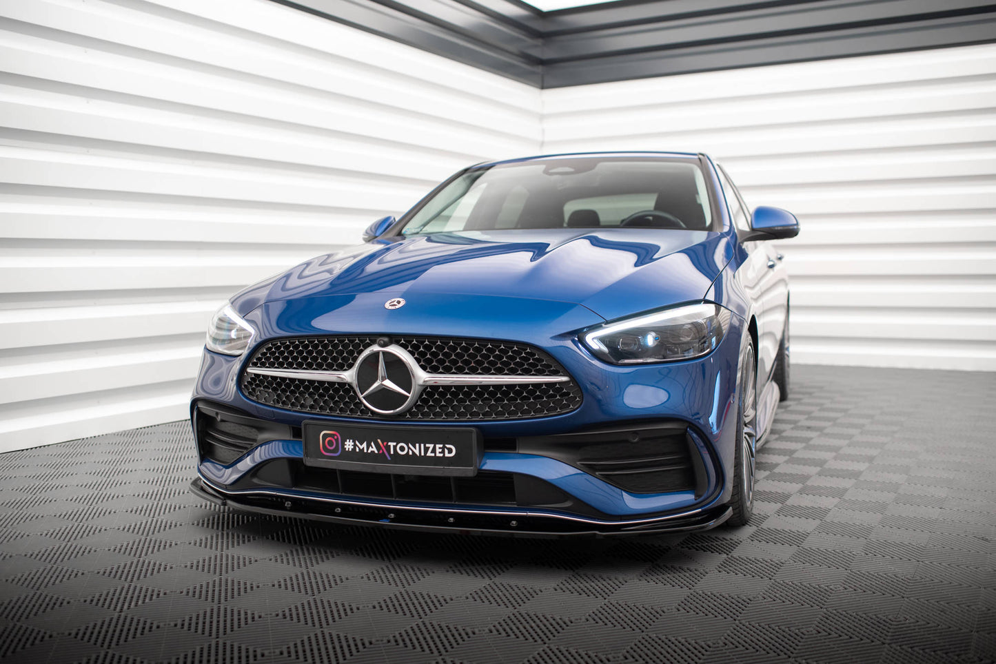 Forreste splitter V.2 Mercedes-Benz C AMG-Line / 43 AMG W206