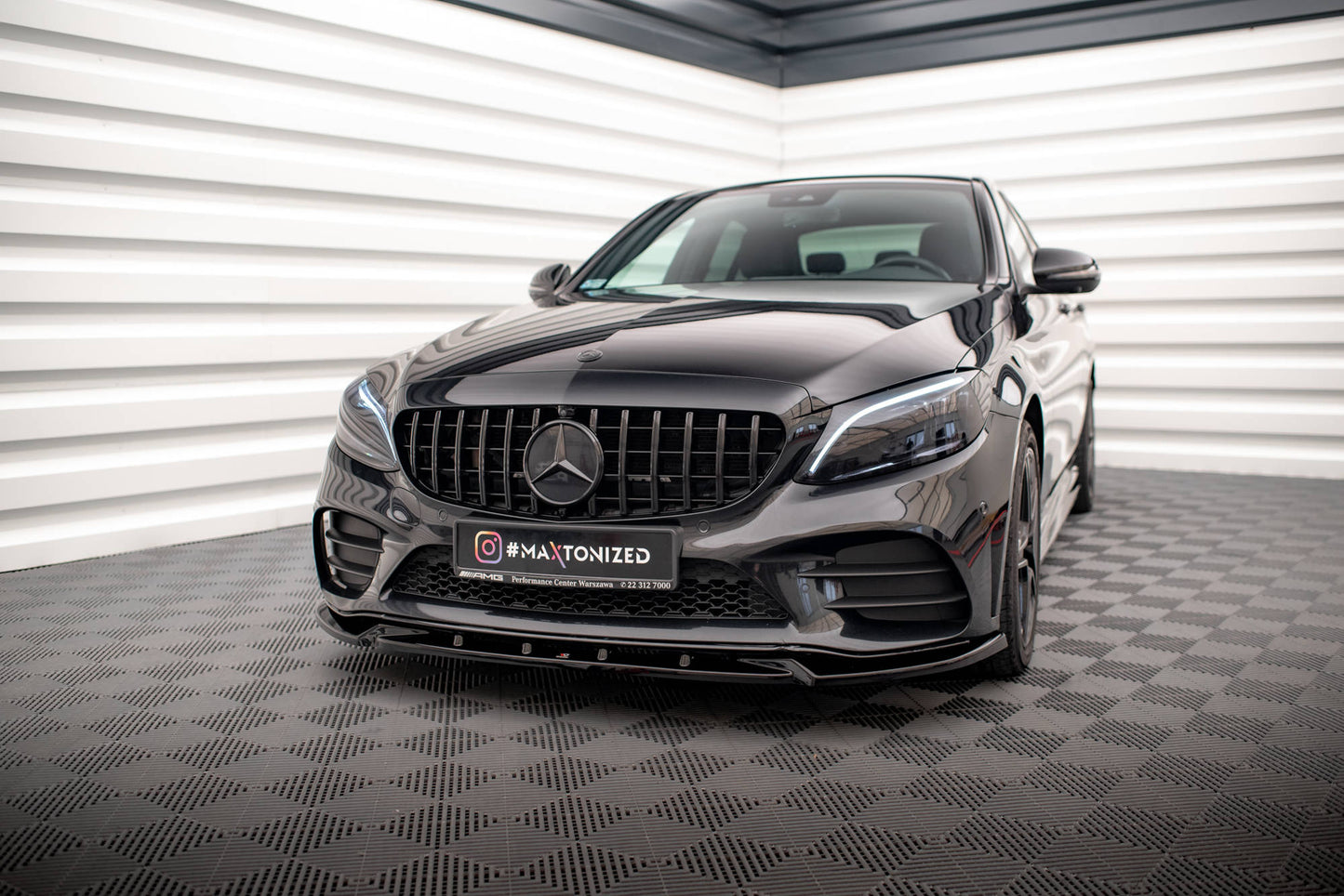 Forreste splitter V.2 Mercedes-Benz C AMG Line Sedan / Coupe / Estate W205 / C205 / S205 Facelift