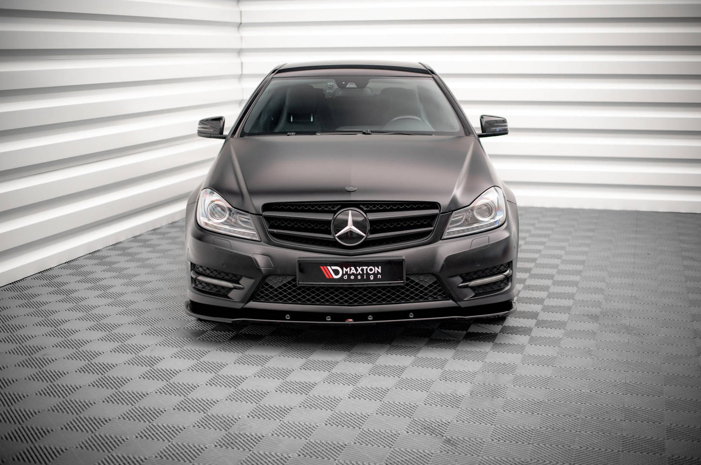 Forreste splitter V.2 Mercedes-Benz C Coupe / Sedan / Estate AMG-Line C204 / W204 Facelift / S204 Facelift