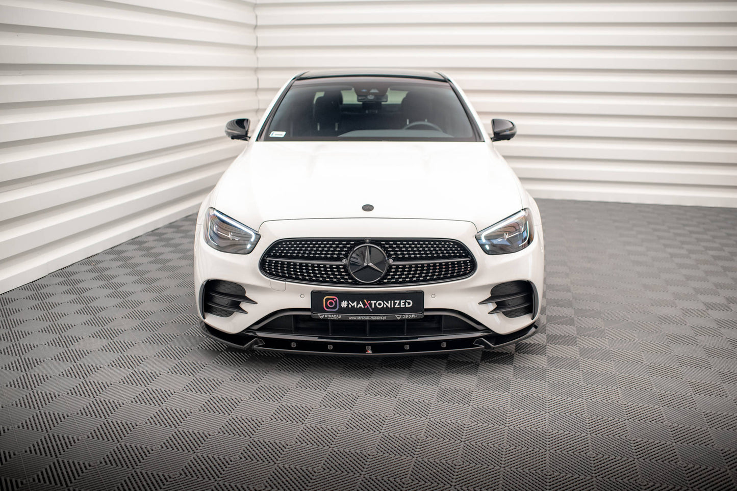 Forreste splitter V.2 Mercedes-Benz E AMG-Line W213 Facelift