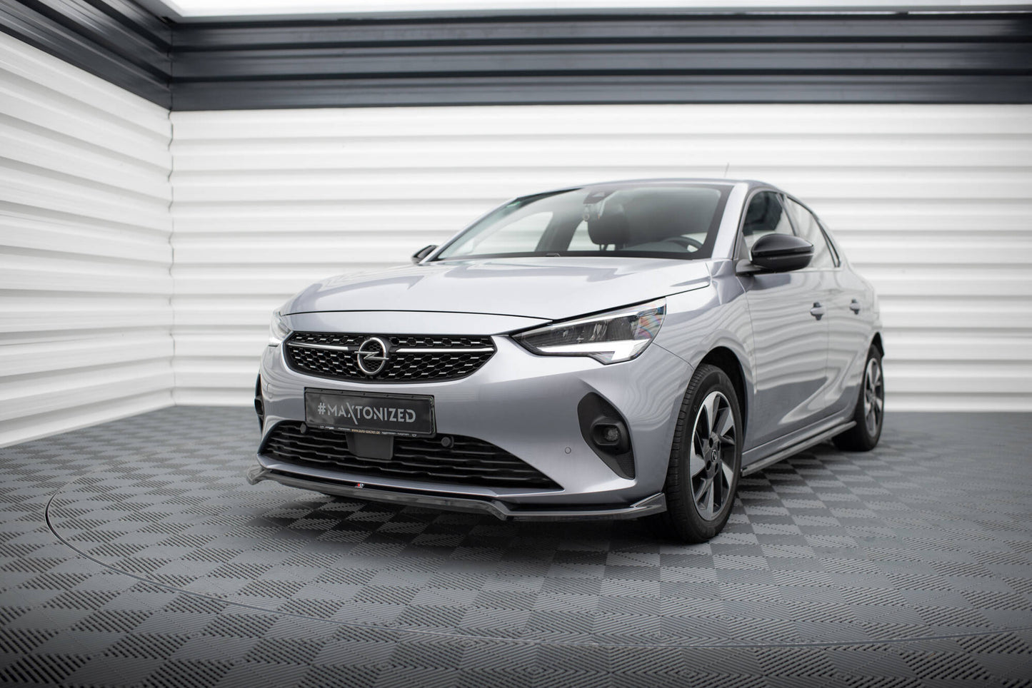 Forreste splitter V.2 Opel Corsa F ( Mk6)