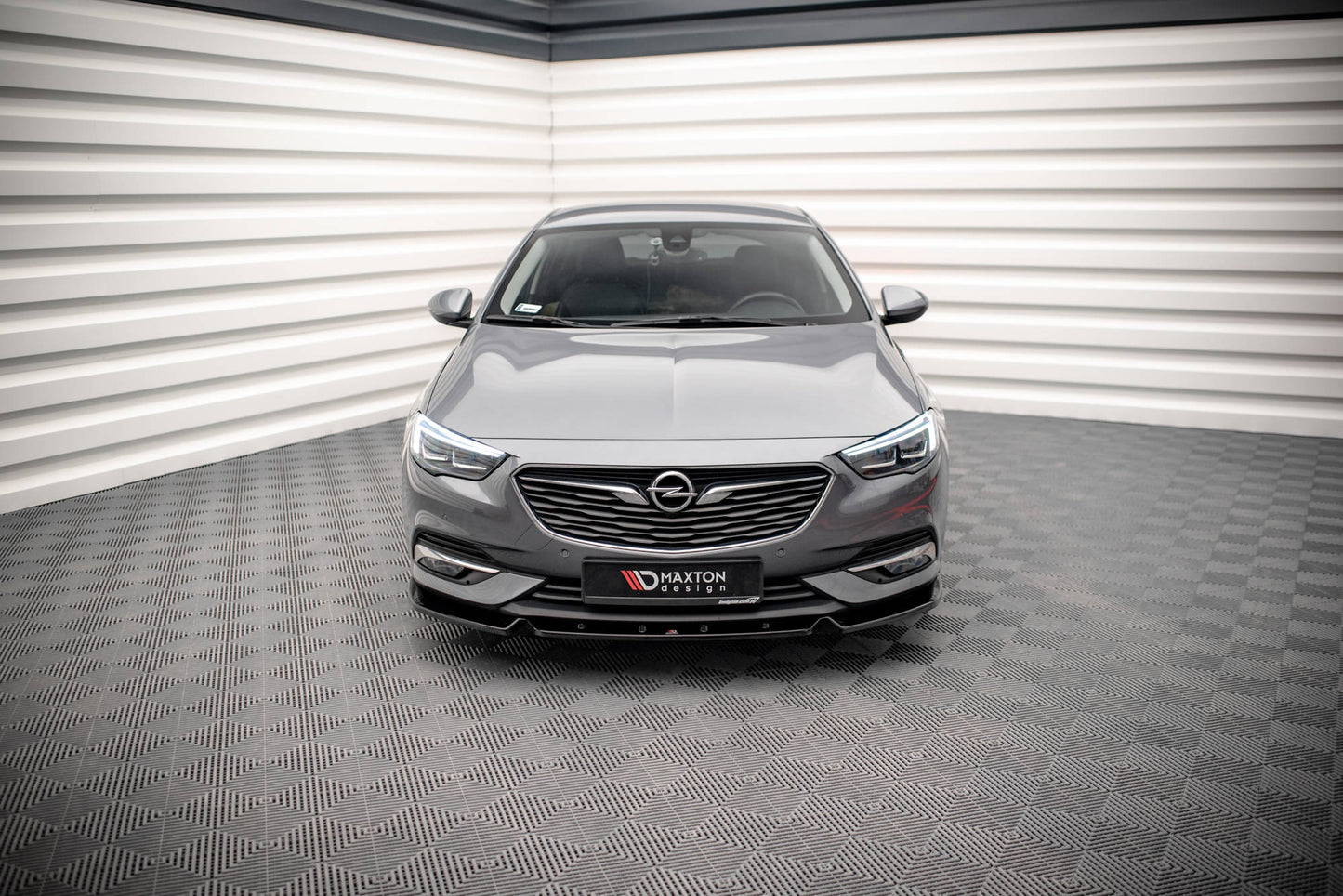 Forreste splitter V.2 Opel Insignia Mk2