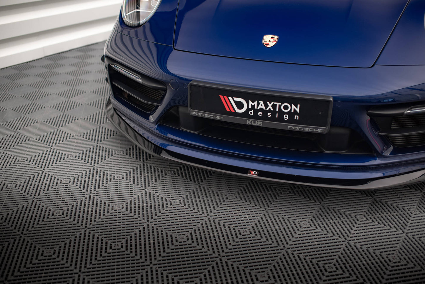Forreste splitter V.2 Porsche 911 Carrera Aero / Carrera GTS 992