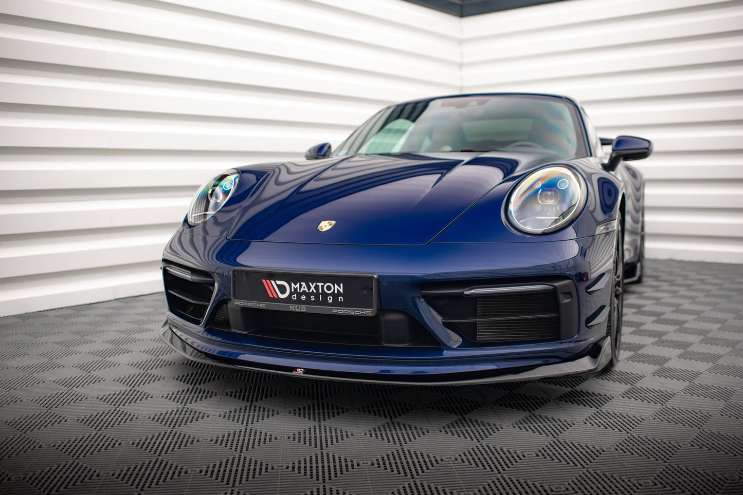 Forreste splitter V.2 Porsche 911 Carrera Aero / Carrera GTS 992