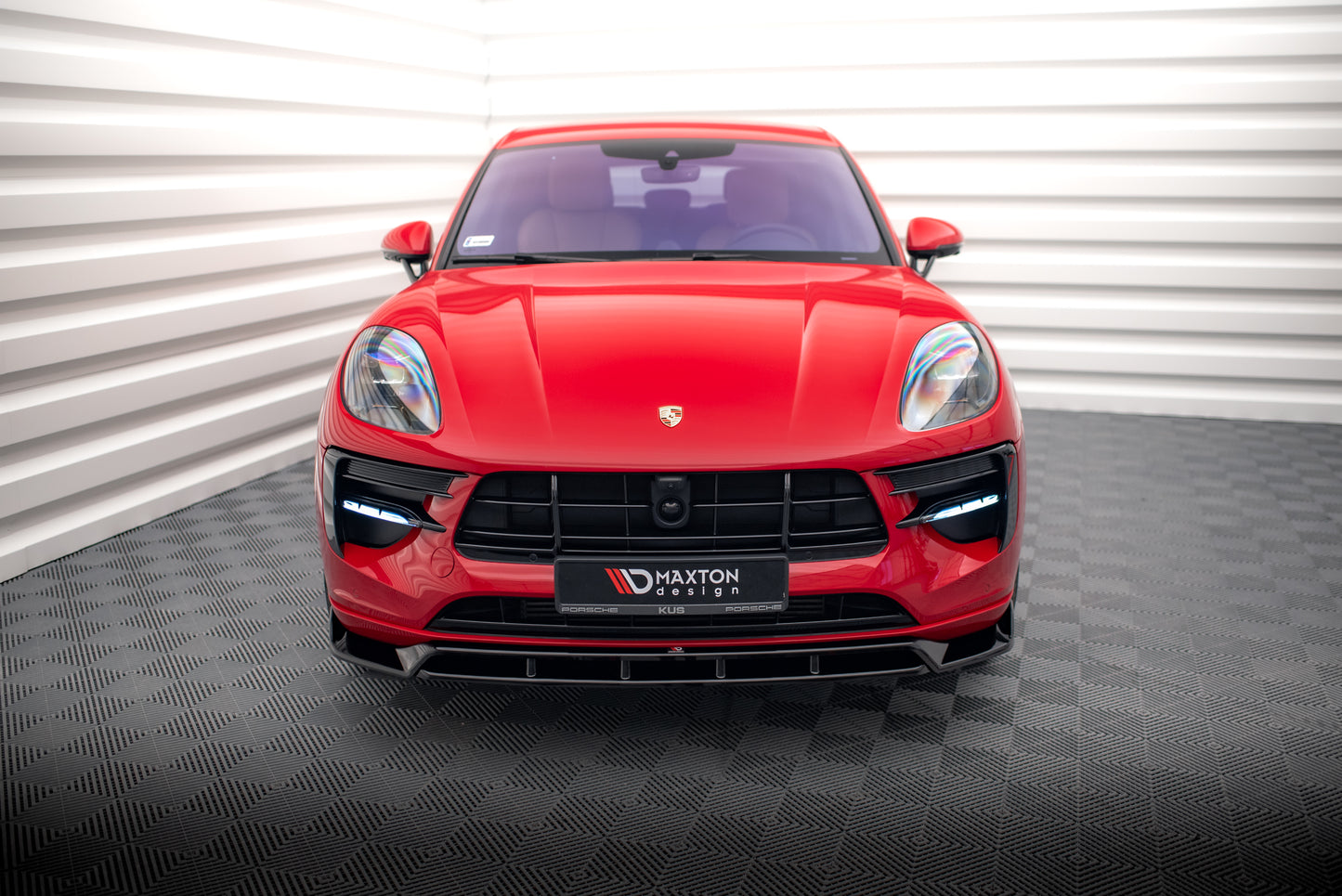Forreste splitter V.2 Porsche Macan GTS / Sport Design Mk1 Facelift