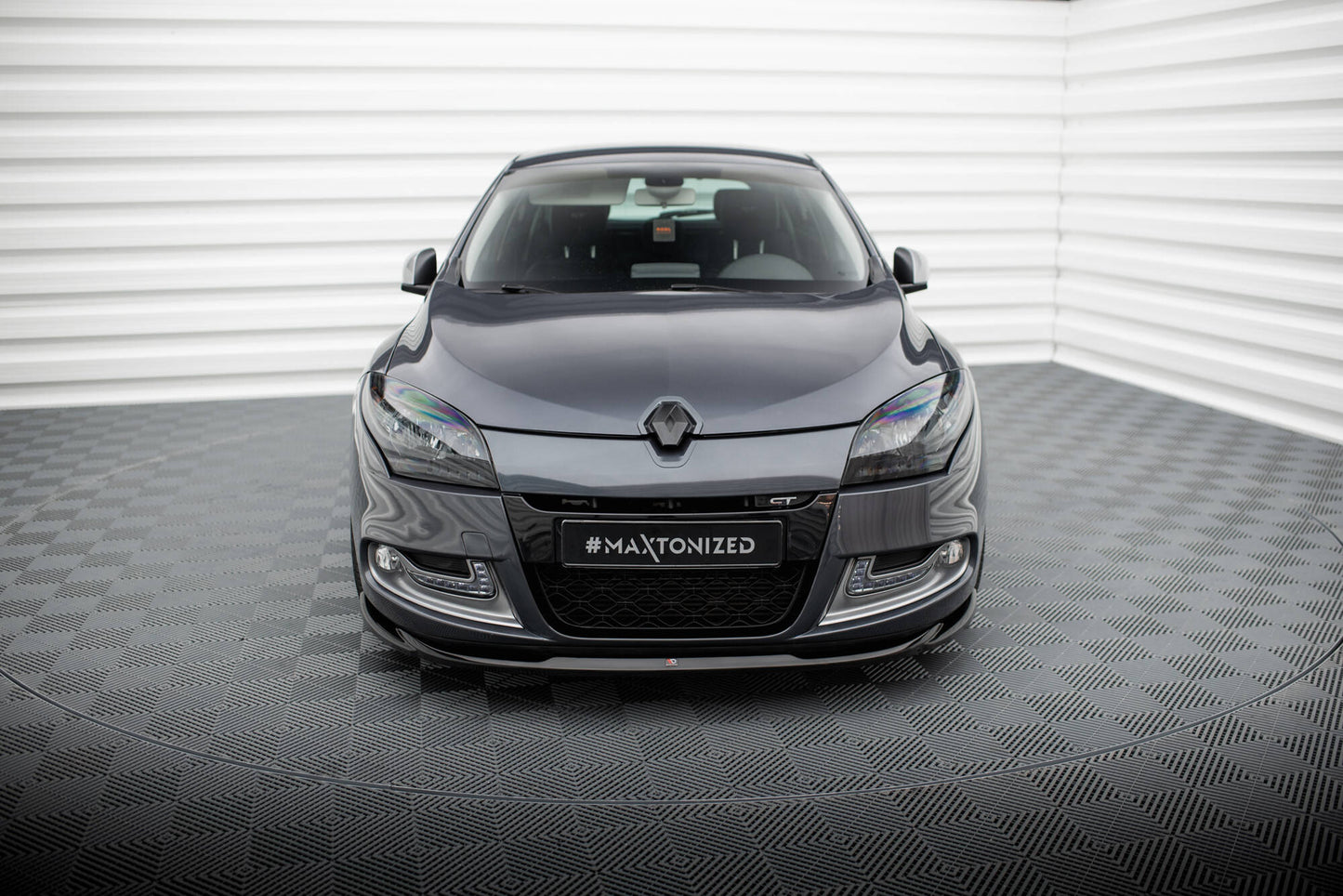 Forreste splitter V.2 Renault Megane GT Mk3 Facelift