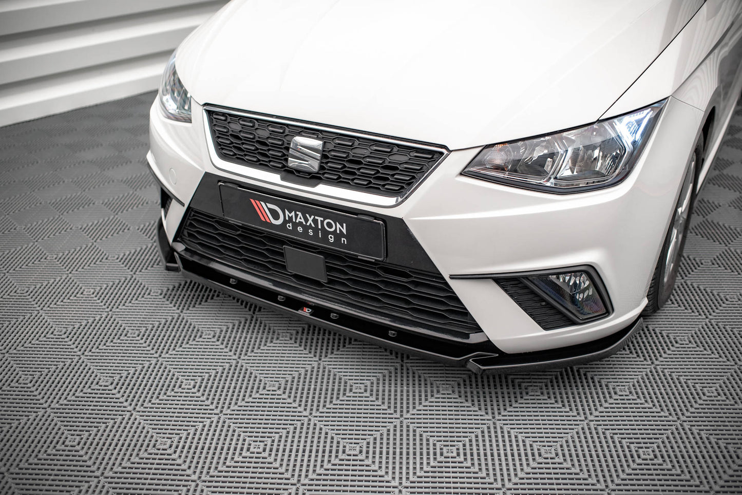 Forreste splitter V.2 Seat Ibiza FR/ Standard Mk5