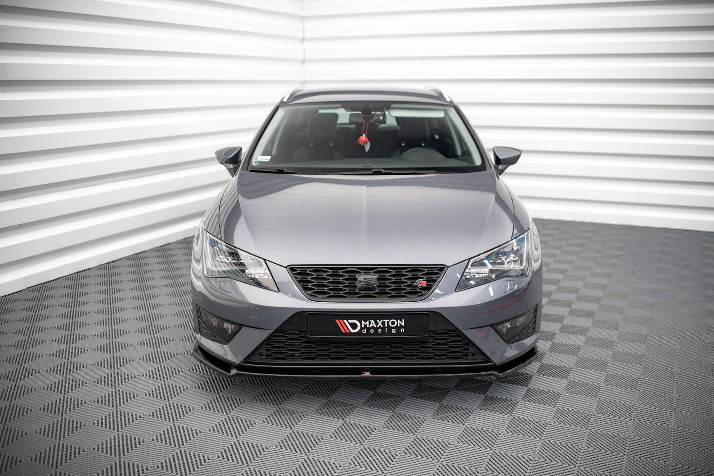 Forreste splitter V.2 Seat Leon FR / Cupra Mk3