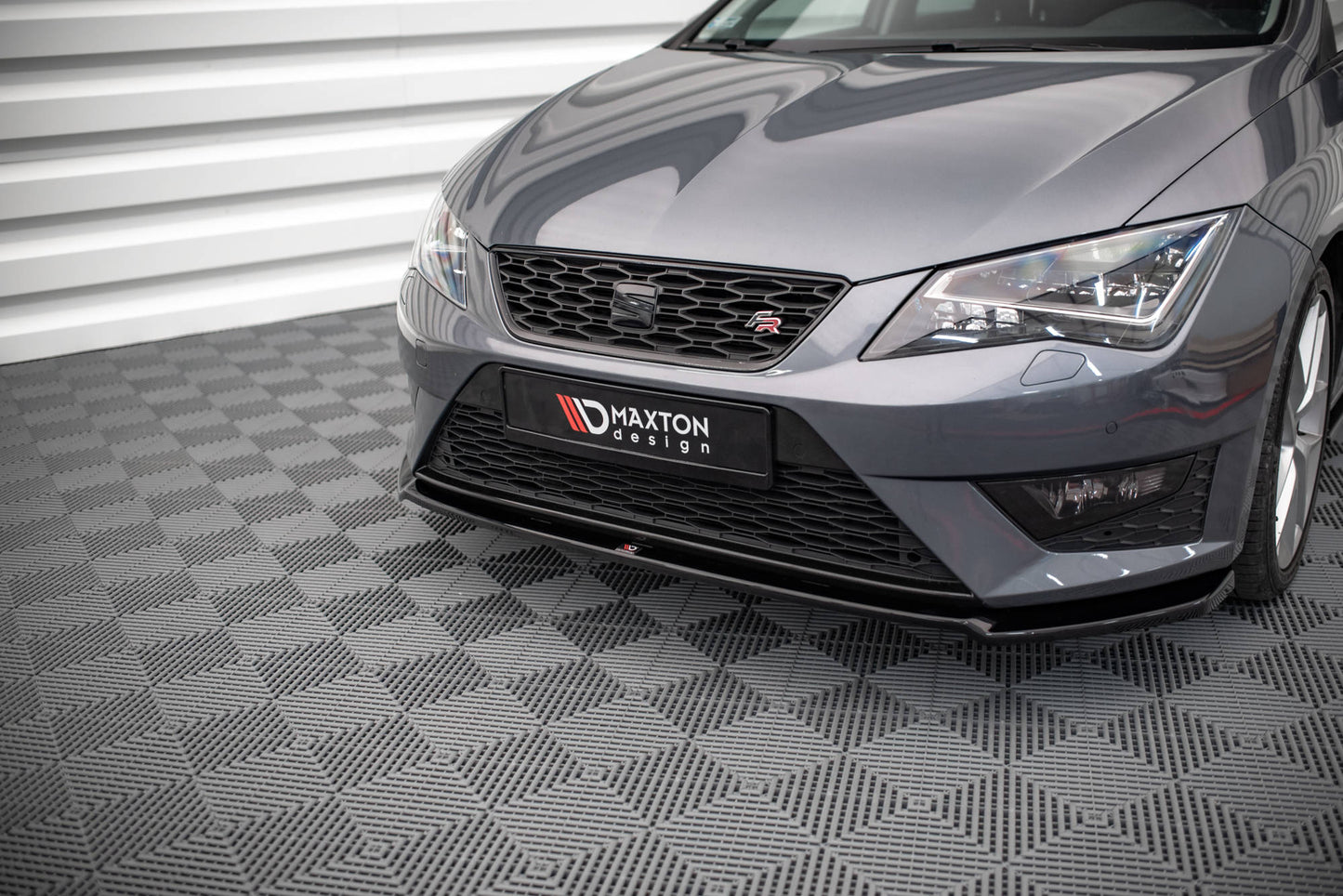 Forreste splitter V.2 Seat Leon FR / Cupra Mk3