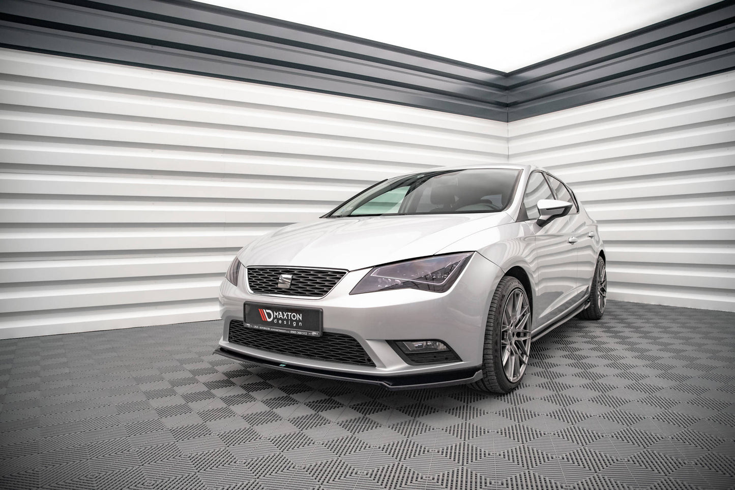 Forreste splitter V.2 Seat Leon Mk3