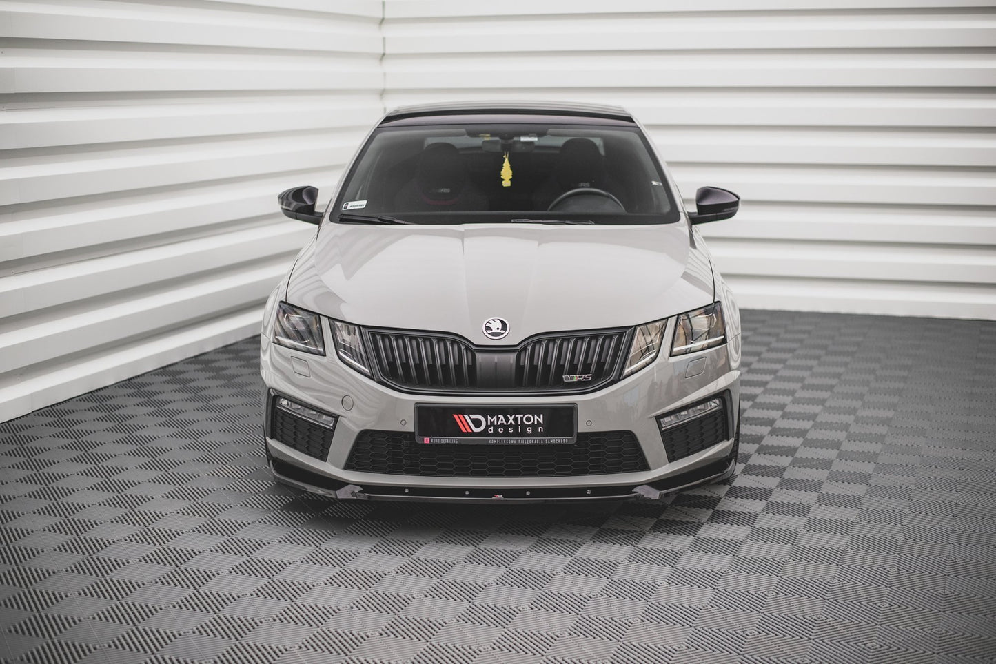 Forreste splitter V.2 Skoda Octavia RS Mk3 Facelift