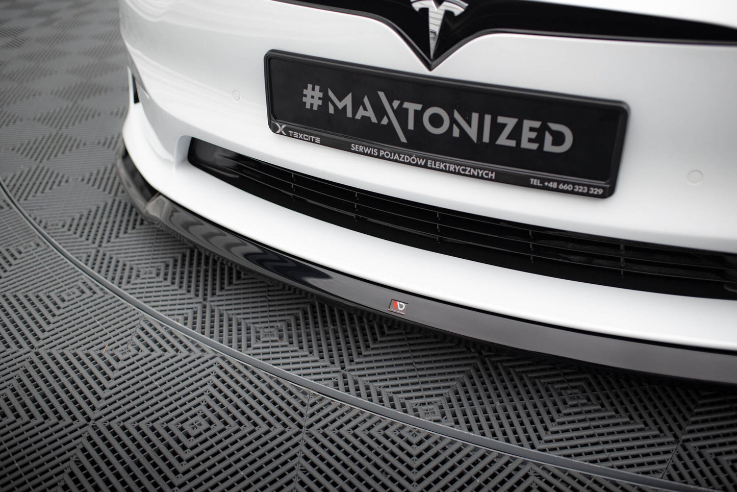 Forreste splitter V.2 Tesla Model S Plaid Mk1 Facelift