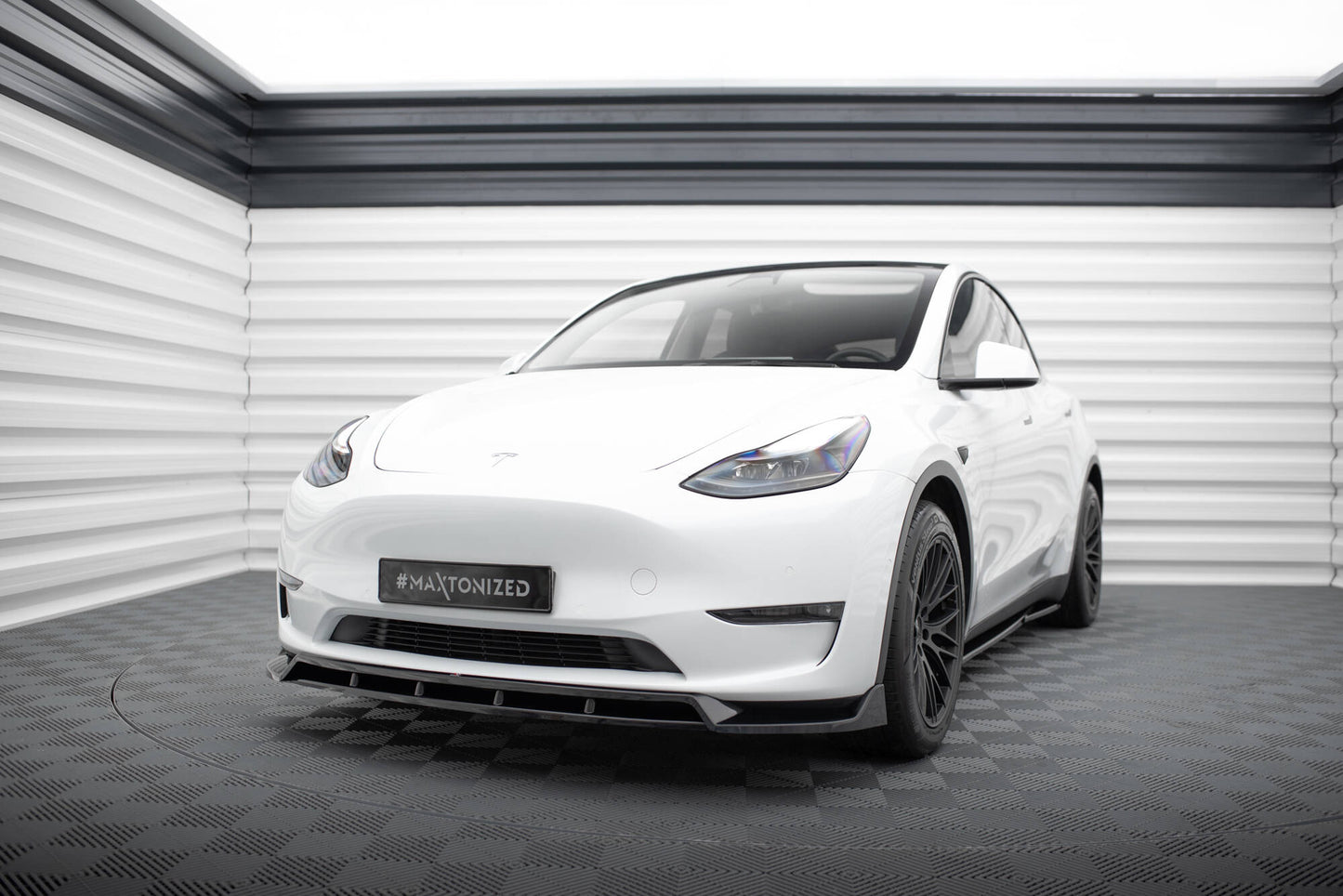 Forreste splitter V.2 Tesla Model Y