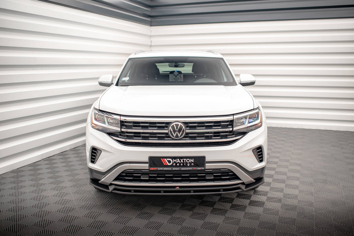 Forreste splitter V.2 Volkswagen Atlas Cross Sport