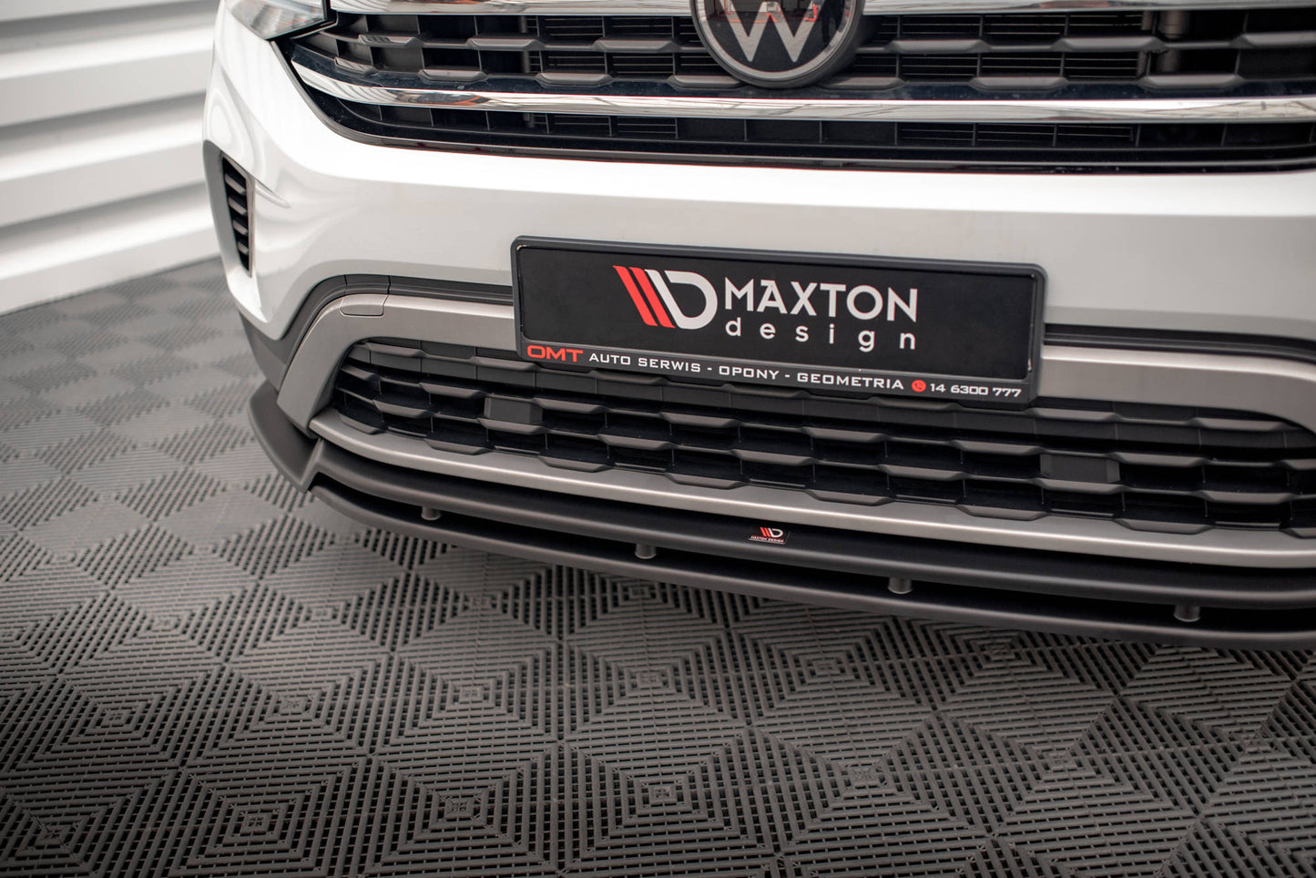 Forreste splitter V.2 Volkswagen Atlas Cross Sport