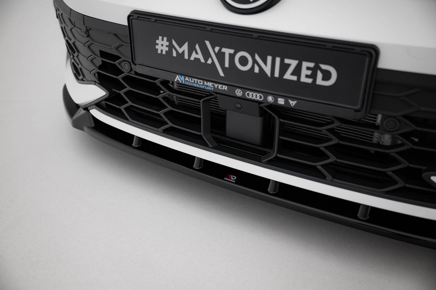 Forreste splitter V.2 Volkswagen Golf GTI / GTE / R-Line Mk8 Facelift