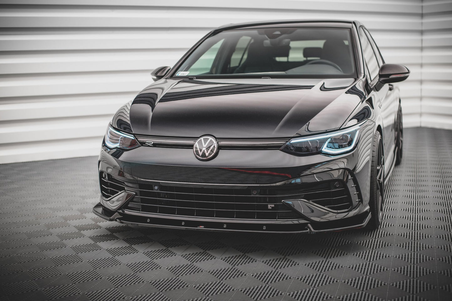 Forreste splitter V.2 Volkswagen Golf R Mk8