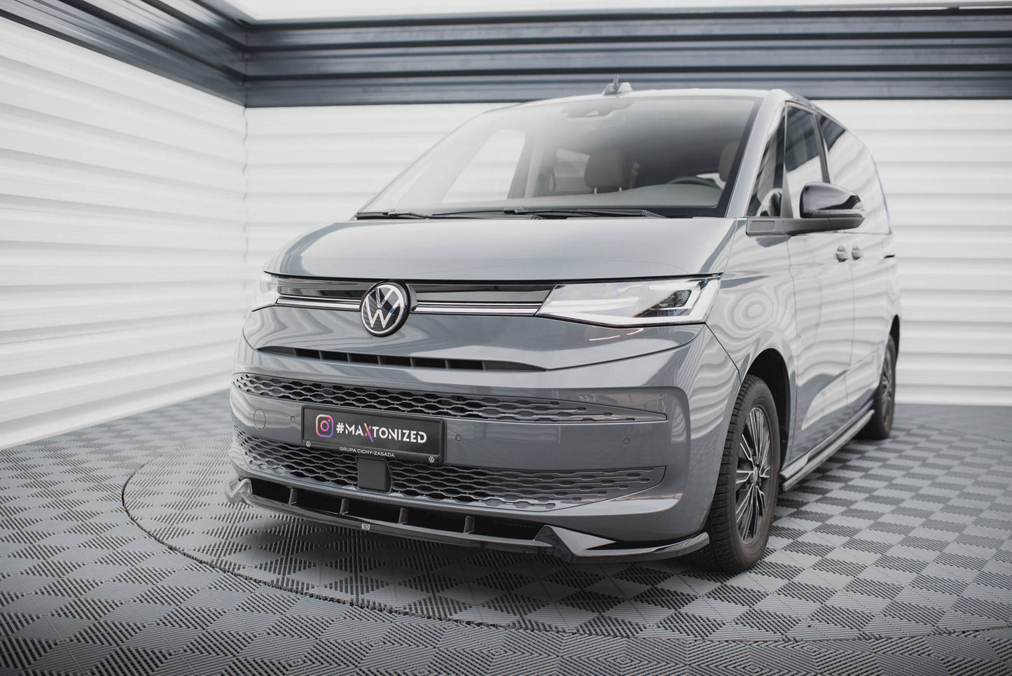 Forreste splitter V.2 Volkswagen Multivan T7