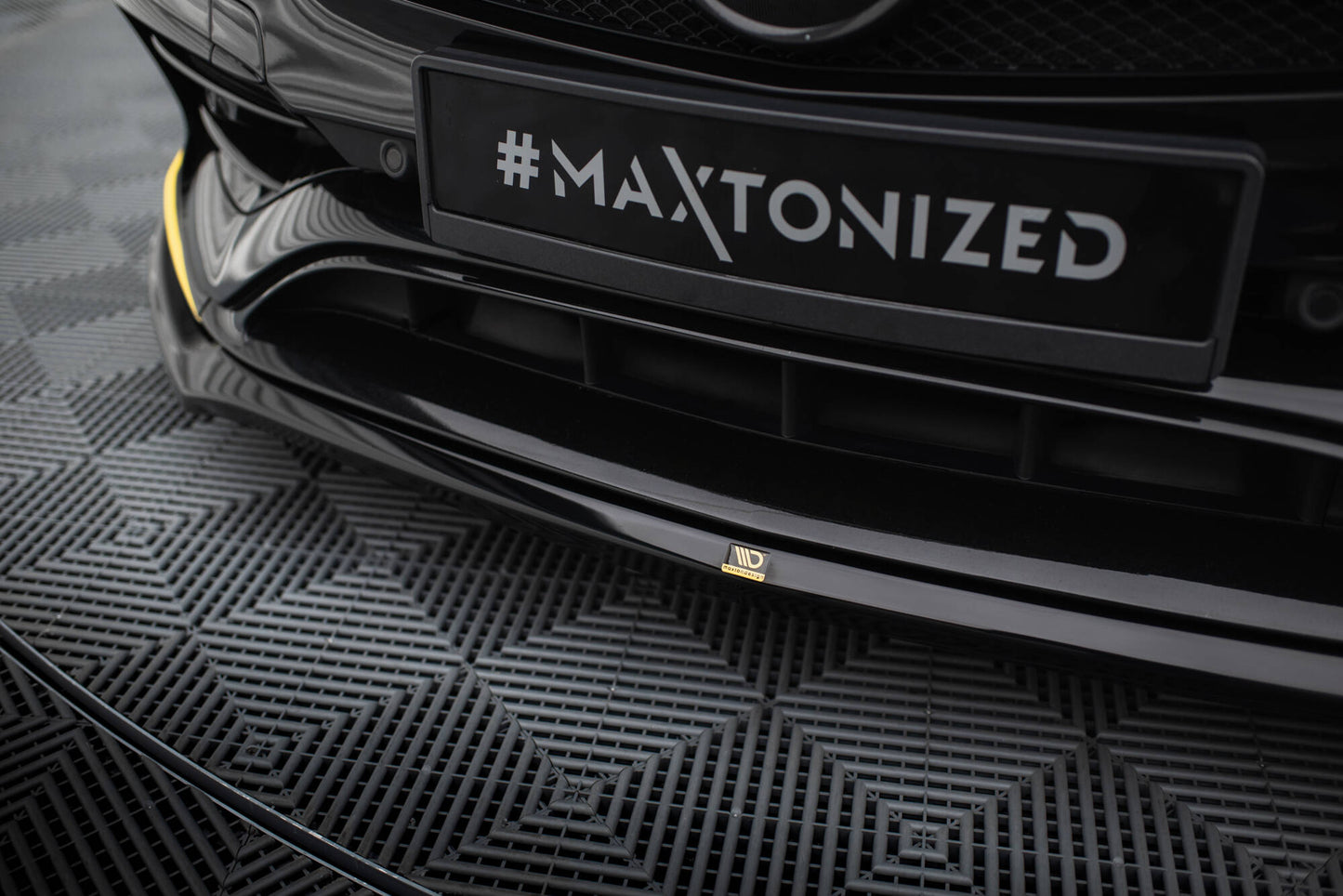 Forreste splitter V.3 Mercedes-AMG CLA 45 Aero C117 Facelift