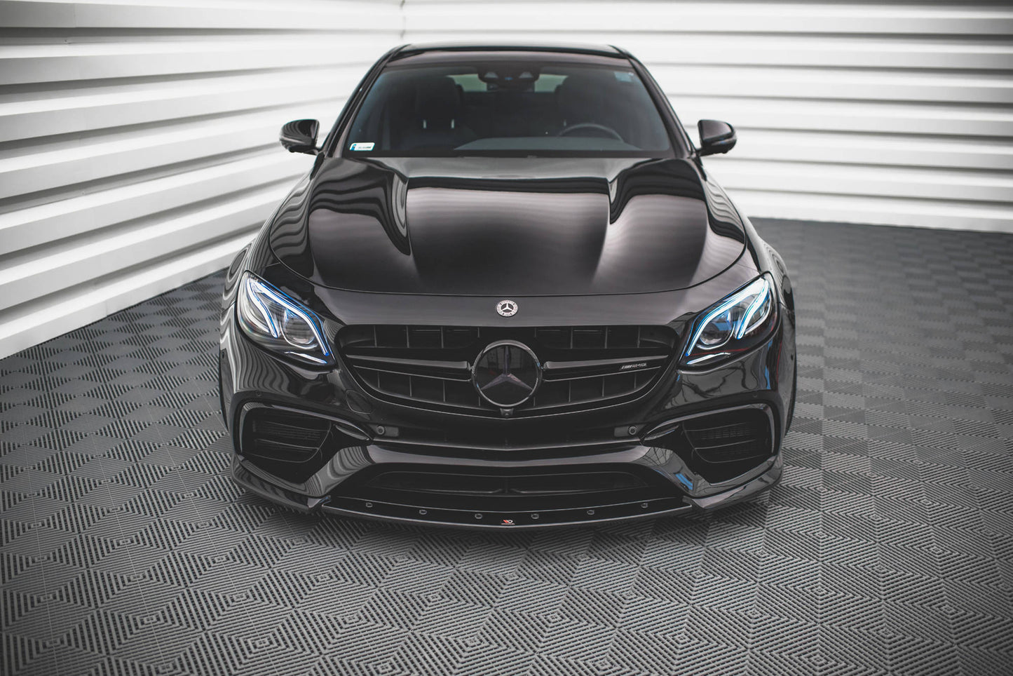 Forreste splitter V.3 Mercedes-Benz E63 AMG Estate/Sedan S213/W213
