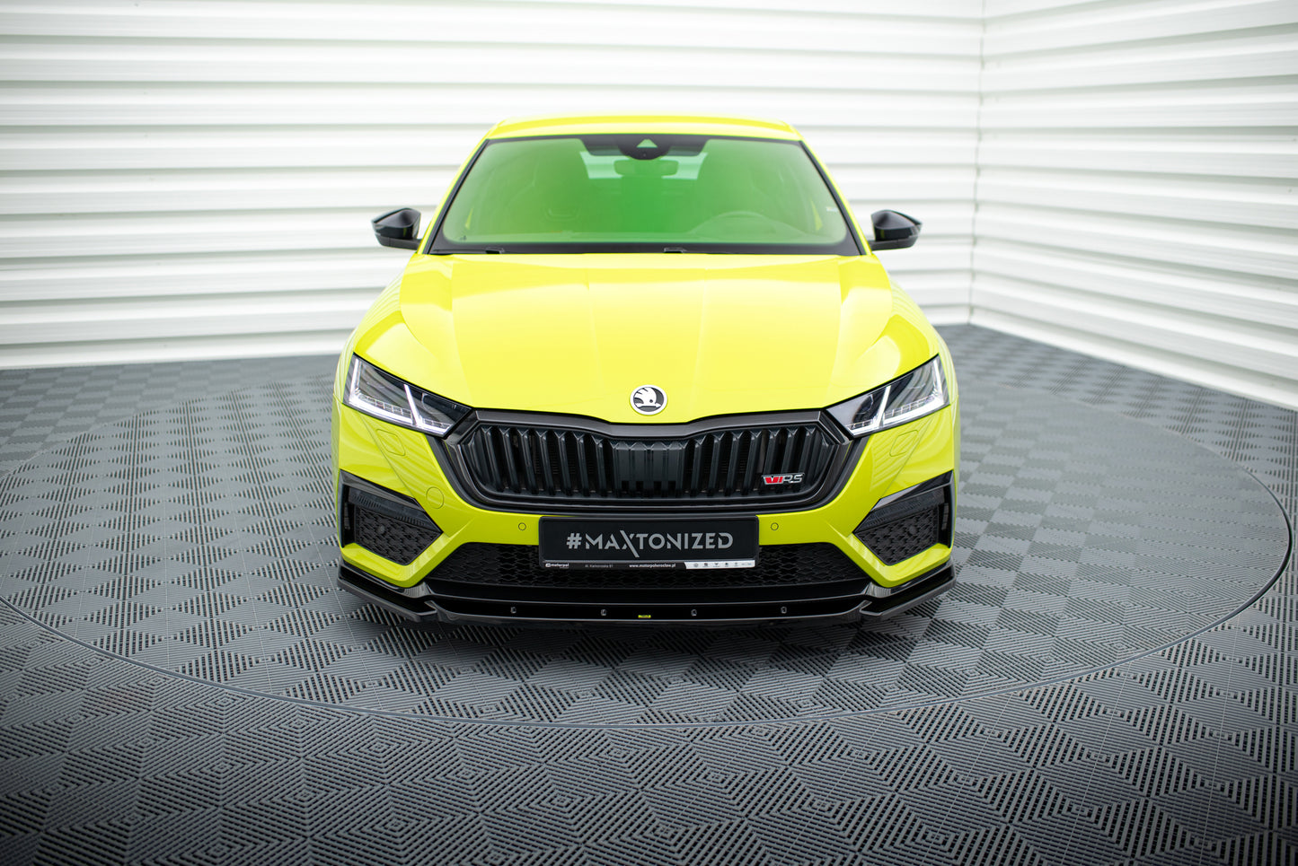 Forreste splitter V.3 Skoda Octavia RS Mk4