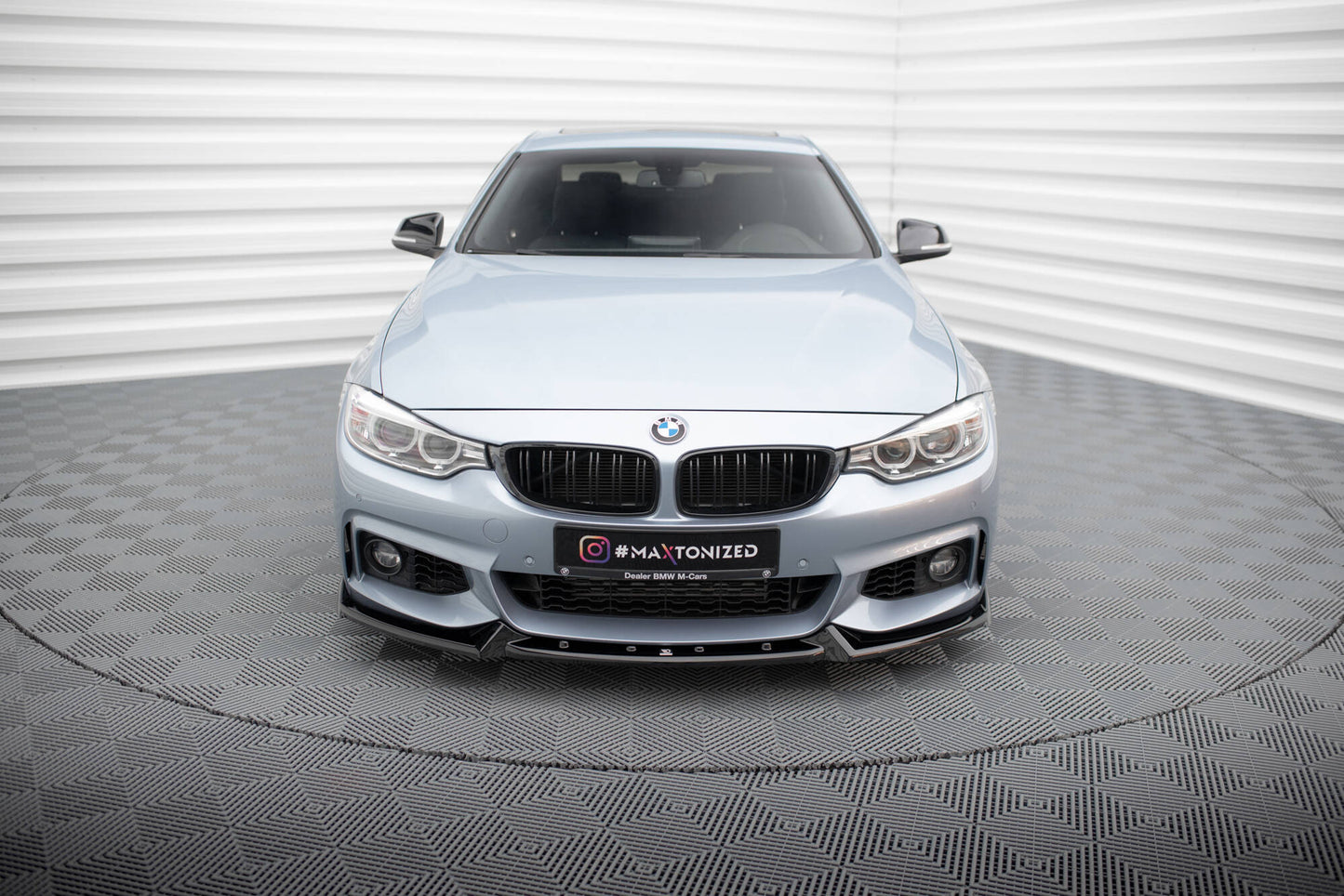 Forreste splitter V.4 BMW 4 Coupe / Gran Coupe / Cabrio M-Pack F32 / F36 / F33