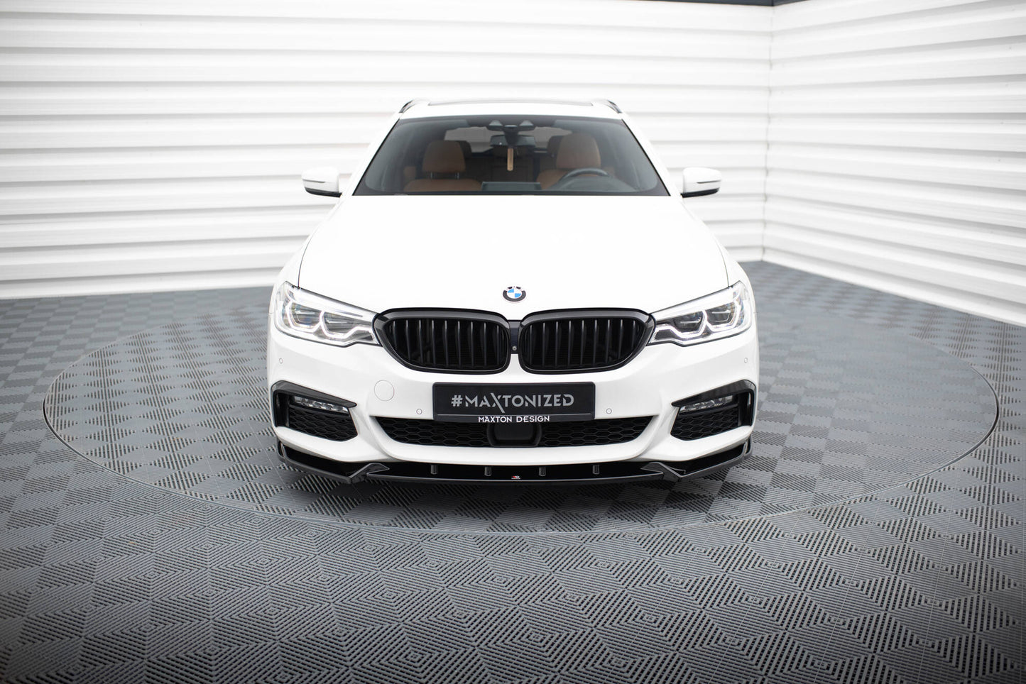 Forreste splitter V.4 BMW 5 M-Pack G30 / G31