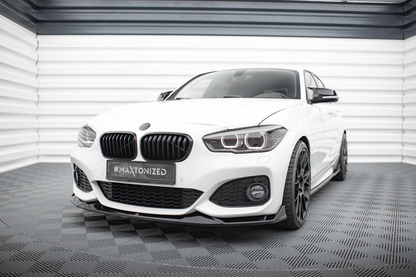 Forreste splitter V.4 CSL Look BMW 1 M-Pack / M140i F20 Facelift