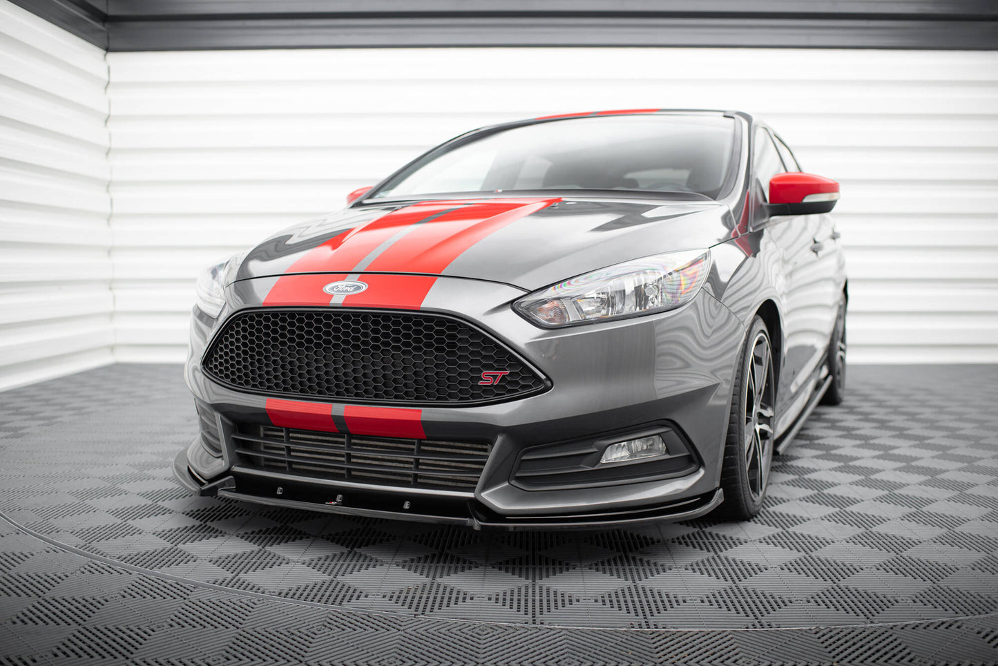 Forreste splitter V.4 Ford Focus ST Mk3 Facelift