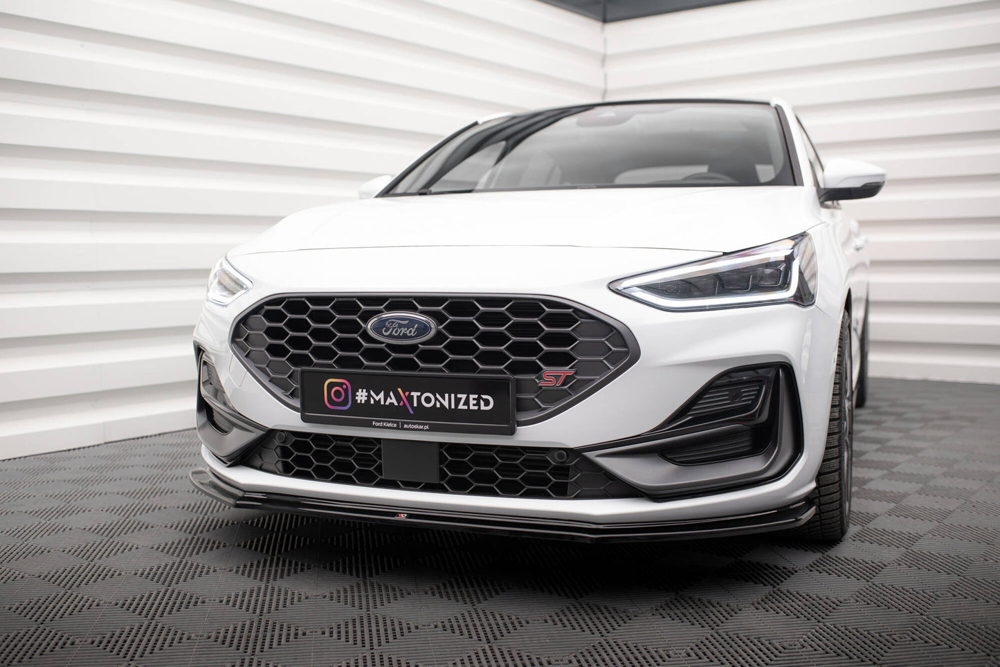 Forreste splitter V.4 Ford Focus ST / ST-Line Mk4 Facelift