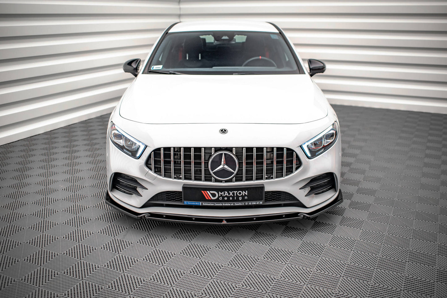 Forreste splitter V.4 Mercedes A35 AMG / AMG-Line W177