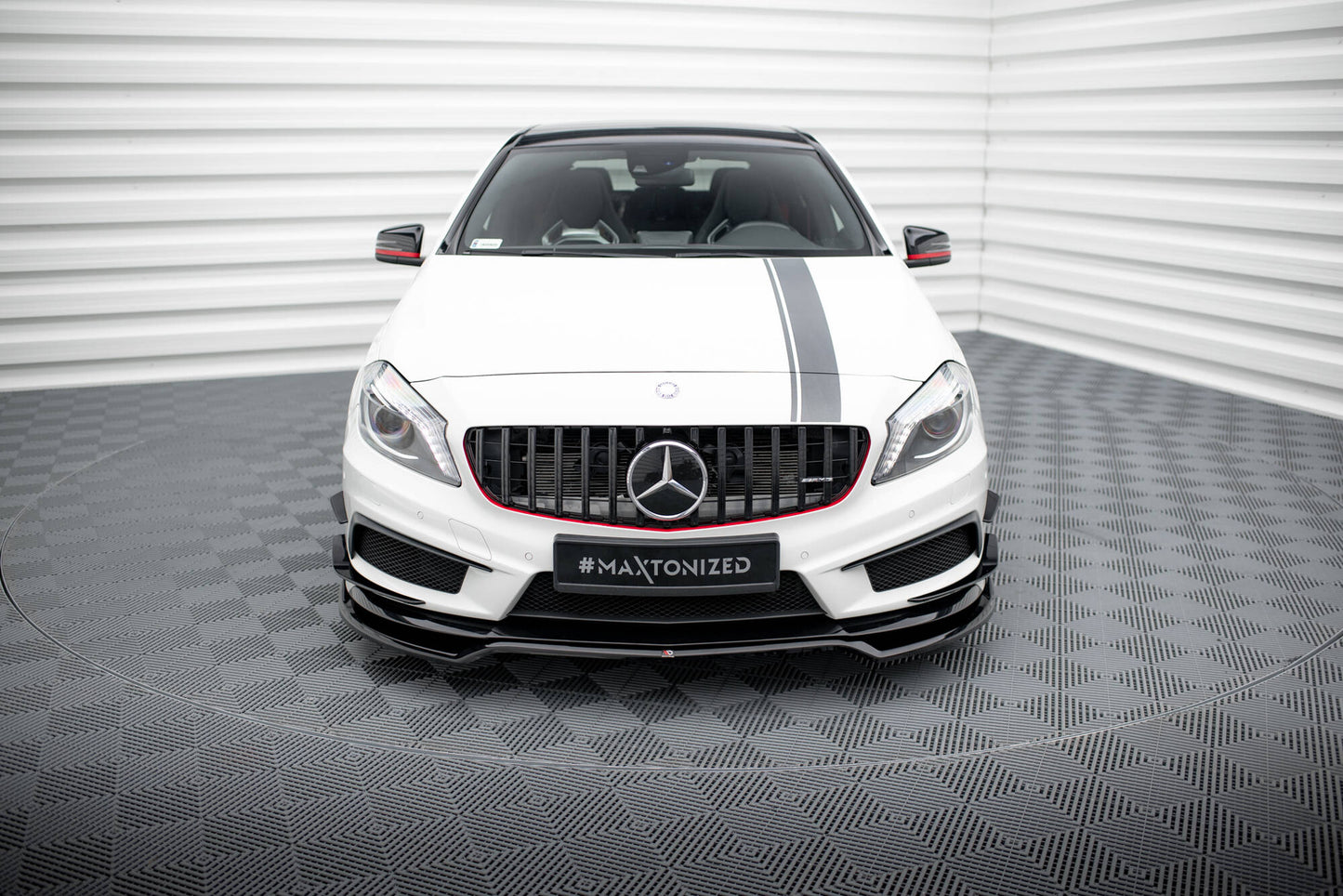 Forreste splitter V.4 Mercedes-Benz A45 AMG W176