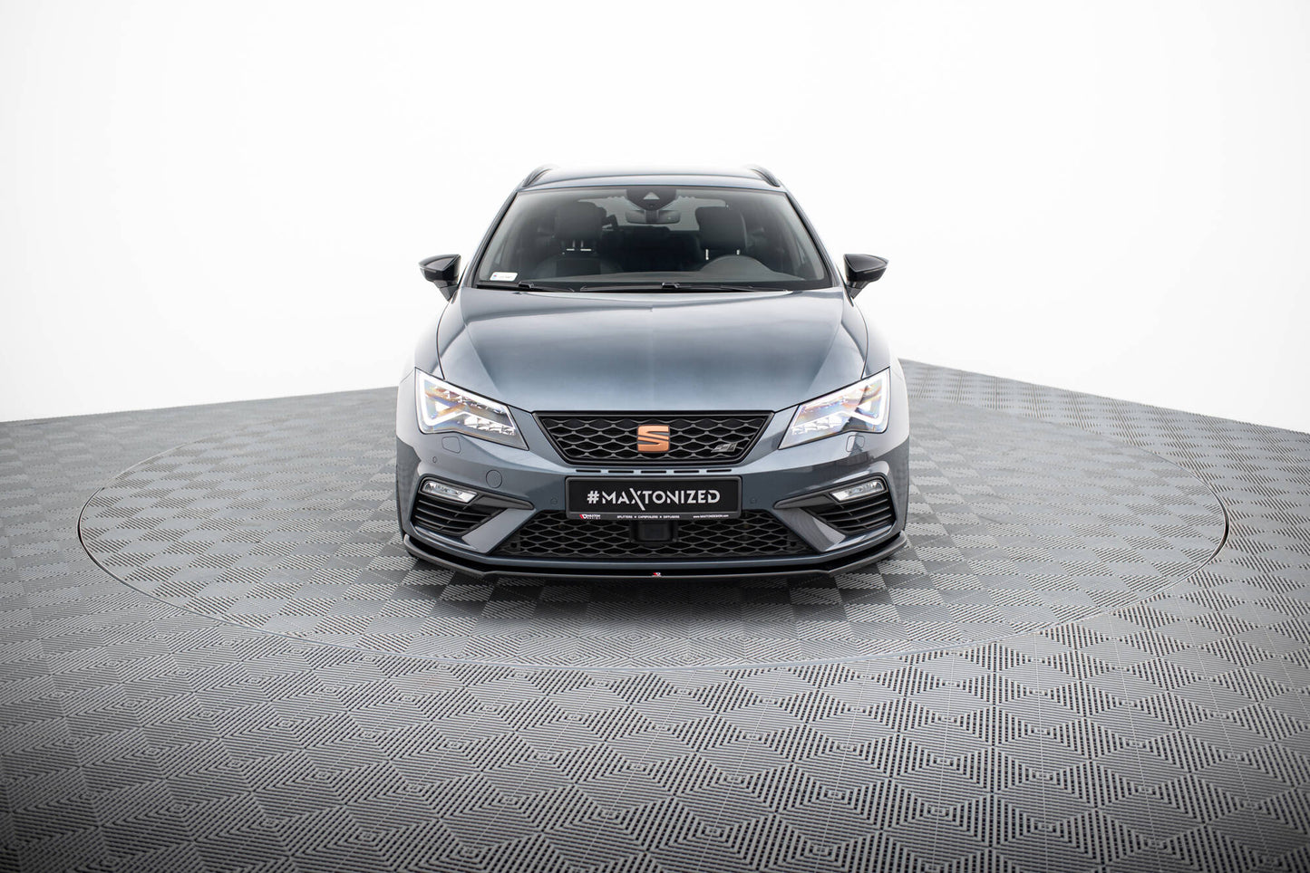 Forreste splitter V.4 Seat Leon Cupra / FR Mk3 FL