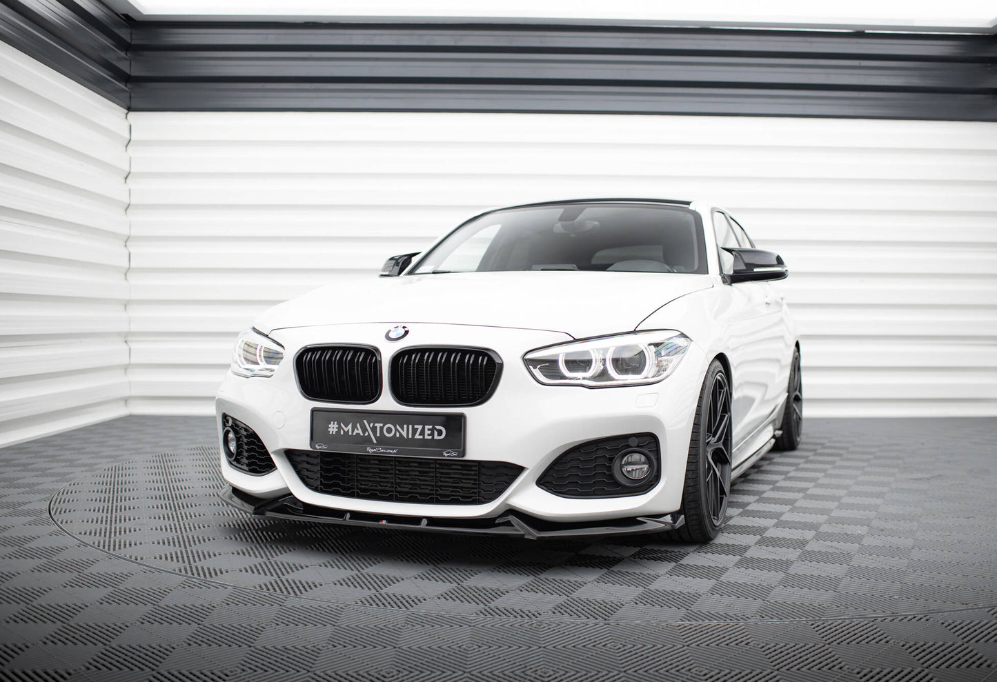 Forreste splitter V.5 BMW 1 M-Pack / M140i F20 Facelift