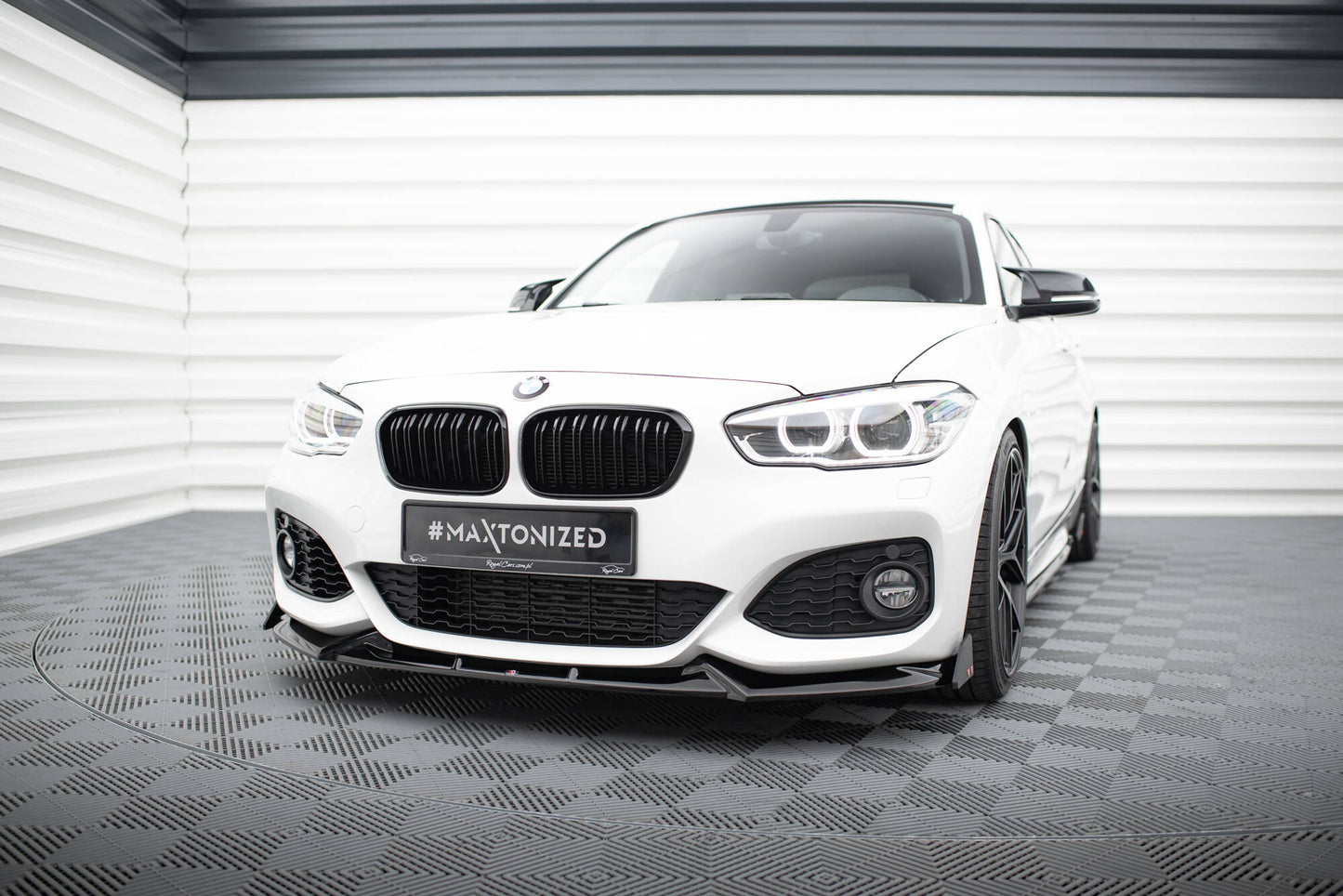 Forreste splitter V.5 + Flaps BMW 1 M-Pack / M140i F20 Facelift