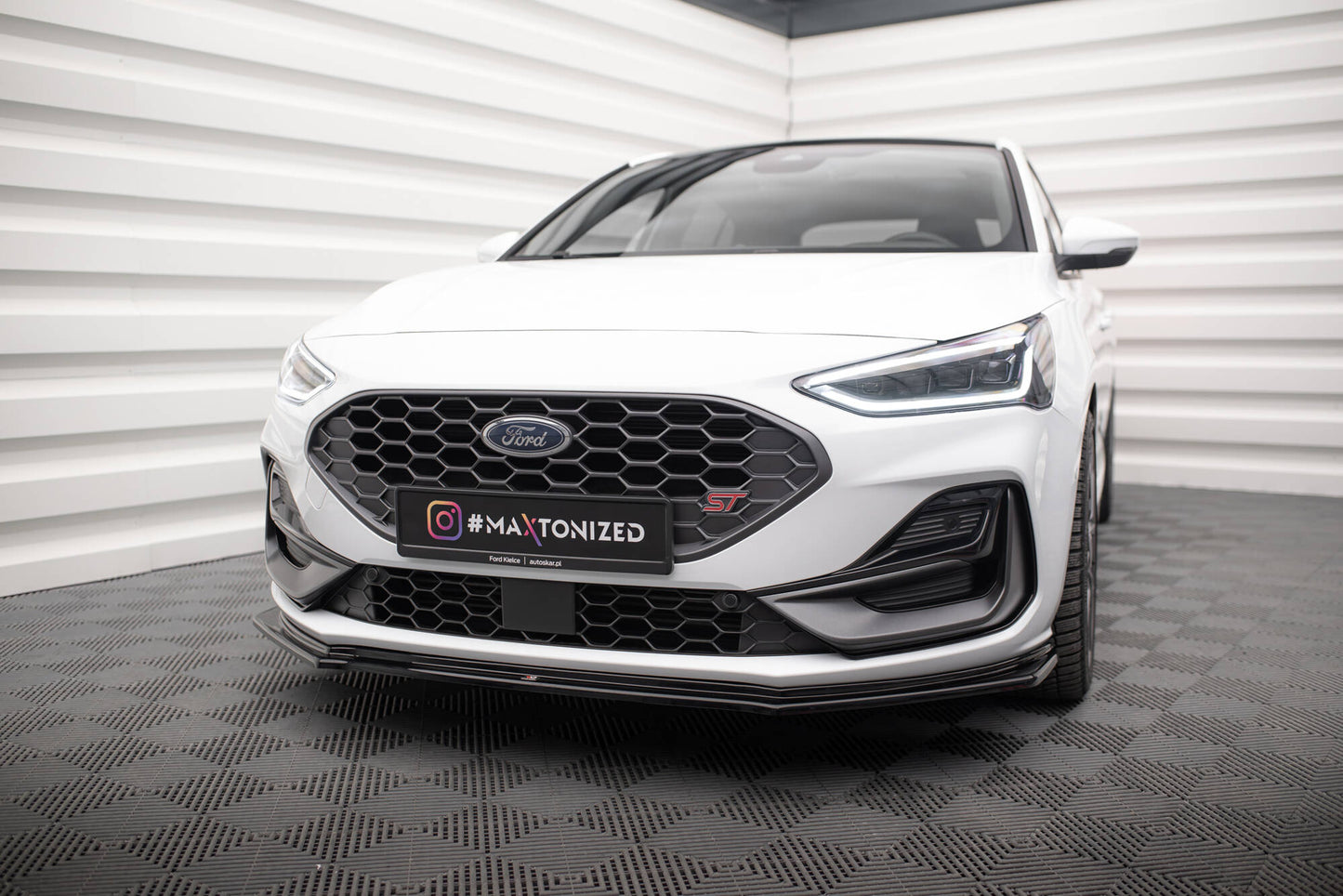 Forreste splitter V.5 Ford Focus ST / ST-Line Mk4 Facelift