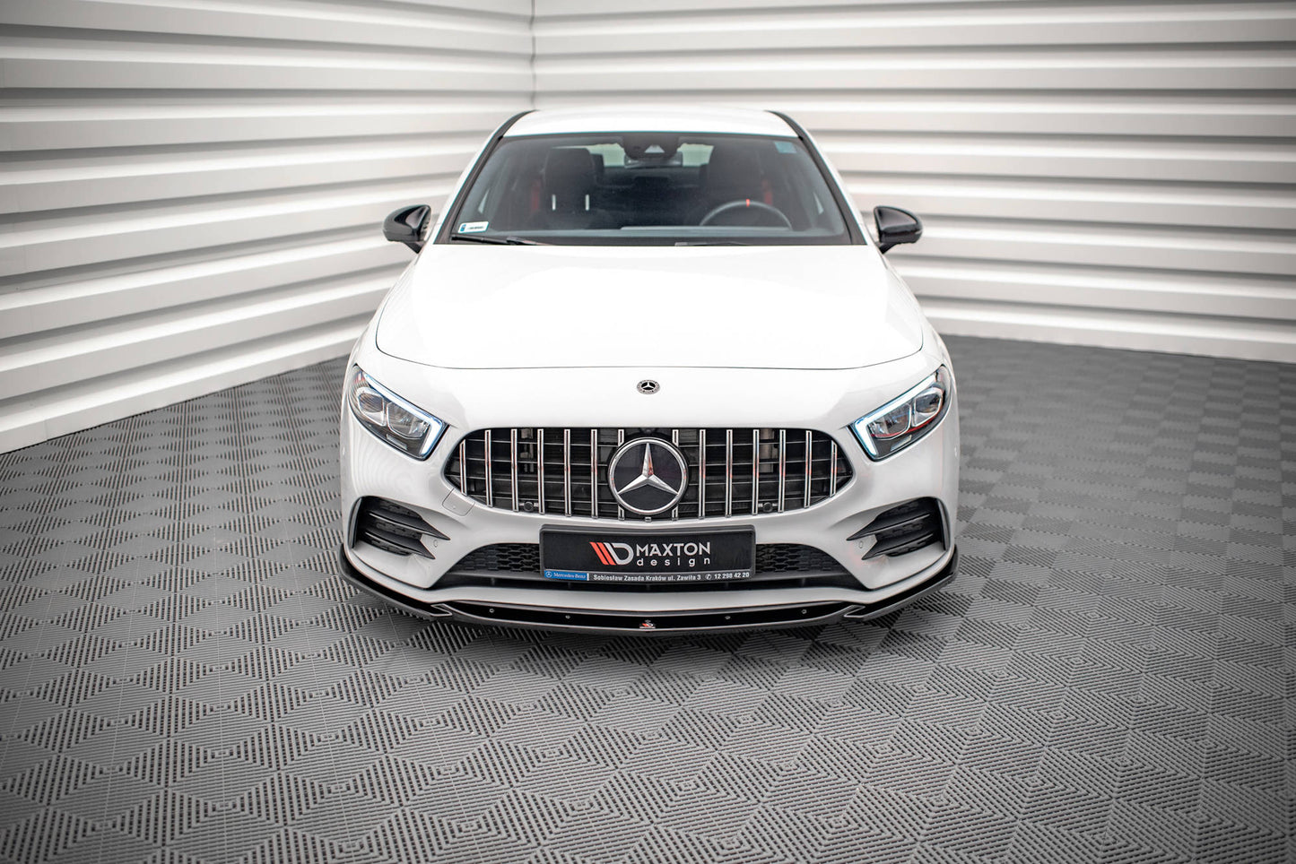 Forreste splitter V.5 Mercedes A35 AMG / AMG-Line W177